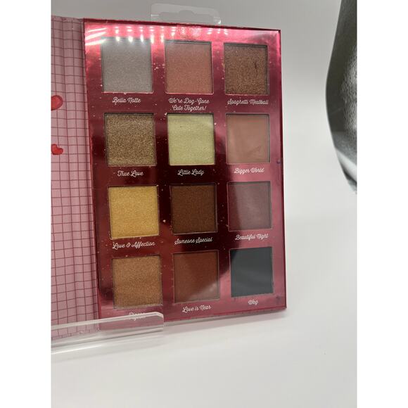 DISNEY Lady and the Tramp Eyeshadow Pallette Taste Beauty - Picture 5 of 5